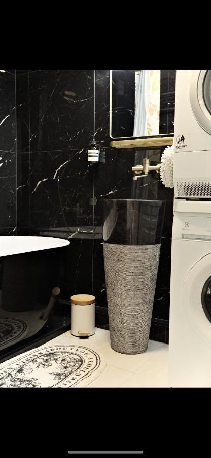 Rose Blossom Apartment In Paris Ванв Экстерьер фото