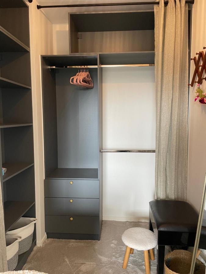 Rose Blossom Apartment In Paris Ванв Экстерьер фото