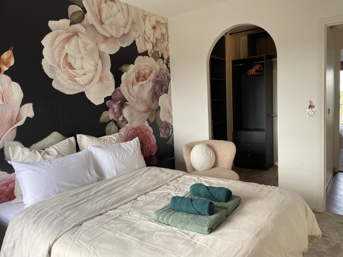 Rose Blossom Apartment In Paris Ванв Экстерьер фото